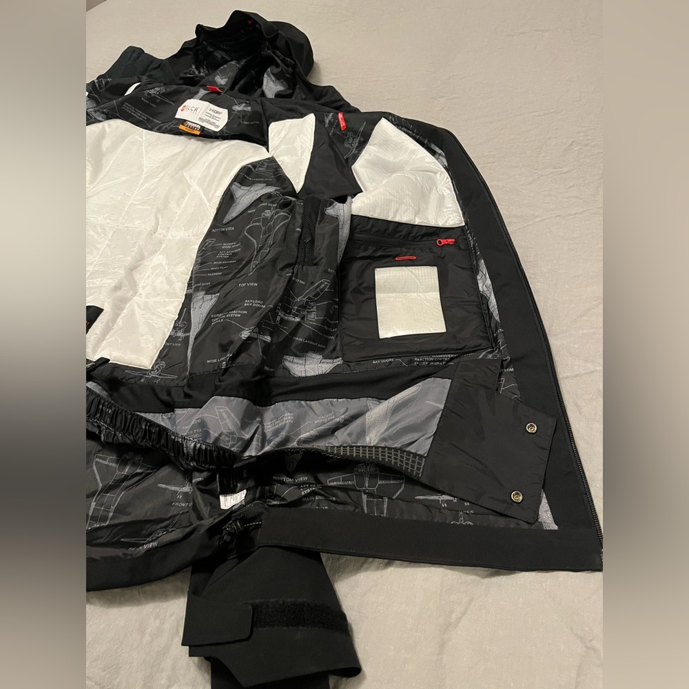 686 GLCR NASA Black Jacket - Picture 10 of 10